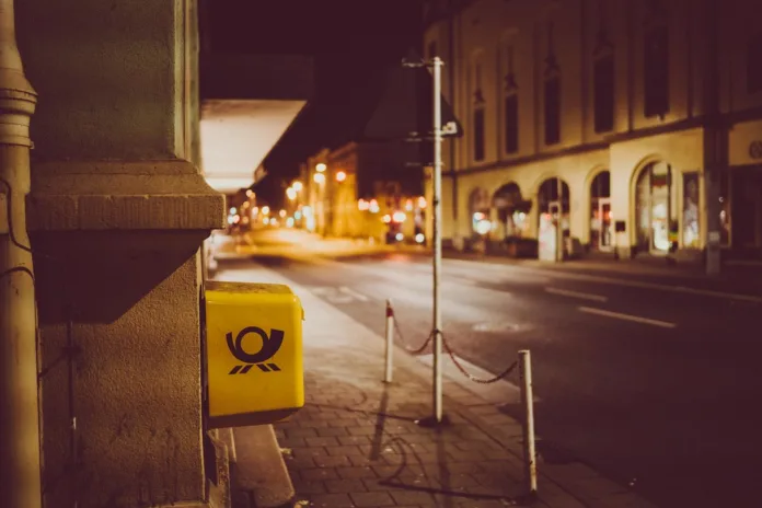 22653441728_ae3d29b9d9_b